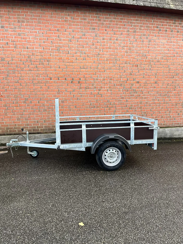 Kerenzo bakaanhangwagen op voorraad